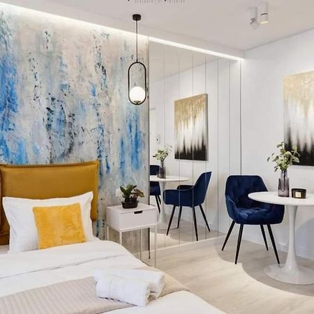 Government Deluxe Studio By Magic Apartments Bucharest Luaran gambar